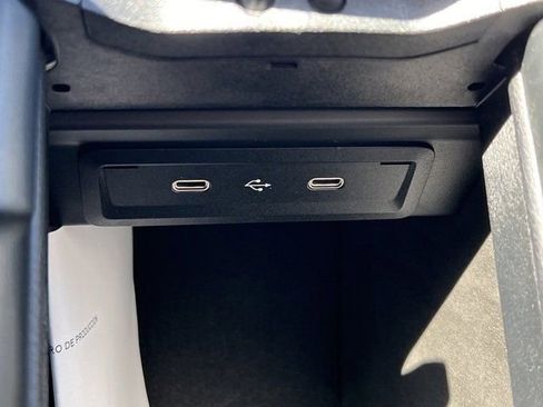 Used 2024 Mercedes-Benz GLB 250 image 22