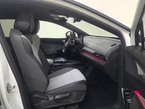Used 2023 Volkswagen ID.4 Pro RWD image 19