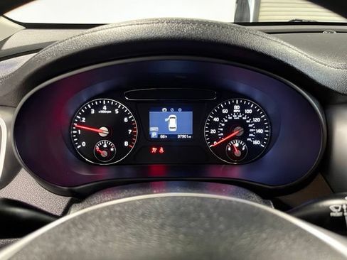 Used 2019 Kia Sorento FWD image 26