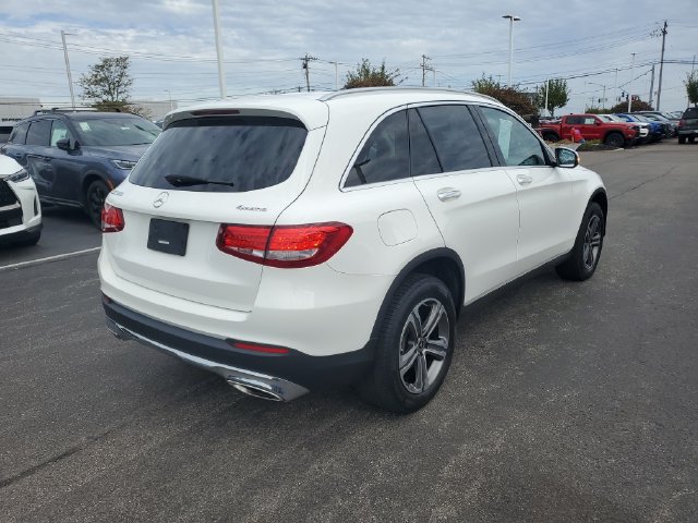 Used 2018 Mercedes-Benz GLC 300 4MATIC image 4