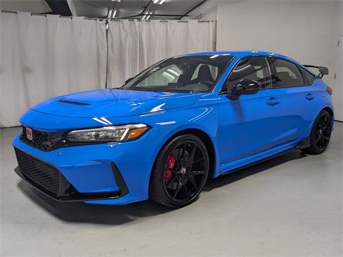 Used 2025 Honda Civic Type R image 5