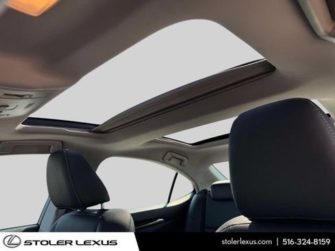 Used 2017 Lexus ES 350 w/ Navigation System Package FWD image 44