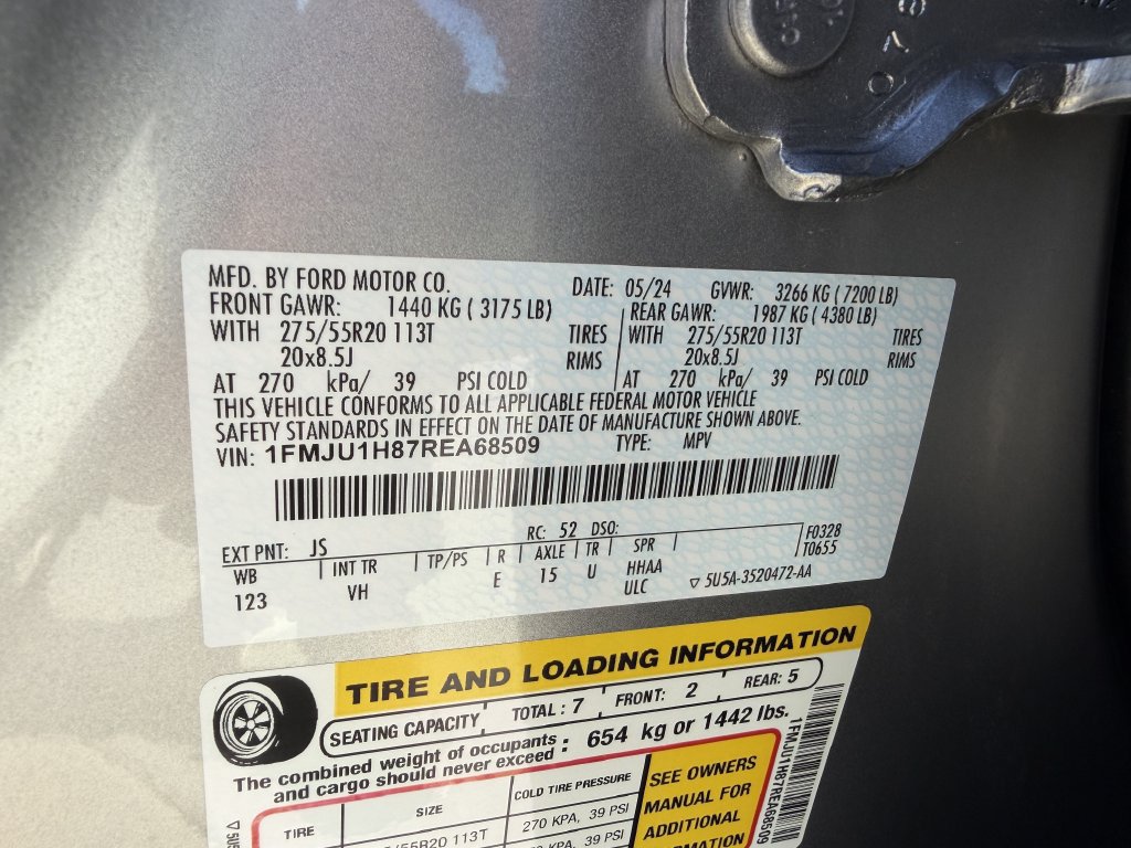 Used 2024 Ford Expedition XLT RWD image 29