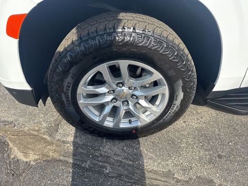 Used 2024 Chevrolet Tahoe LT image 31