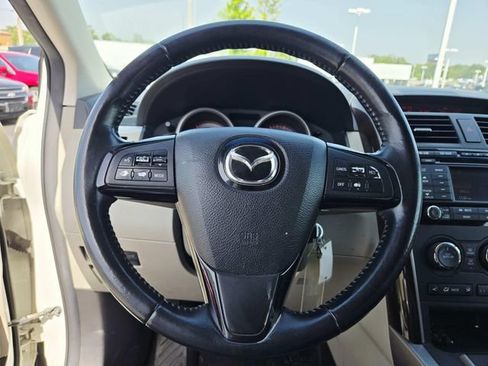 Used 2010 MAZDA CX-9 Grand Touring w/ Moonroof & Bose Audio Pkg FWD image 8