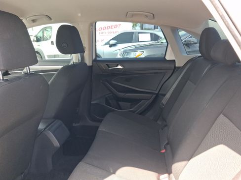 Used 2019 Volkswagen Jetta S FWD image 21