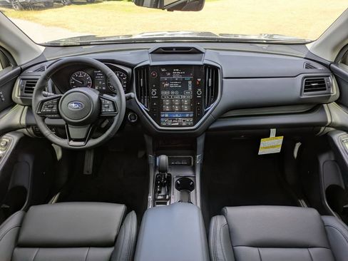 Used 2025 Subaru Ascent Bronze Edition image 16
