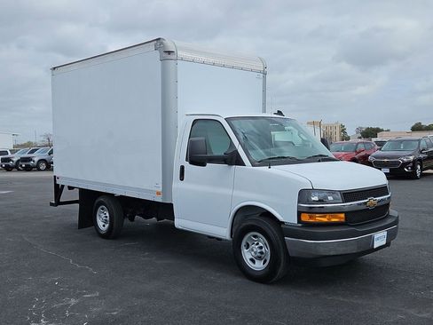 New 2025 Chevrolet Express 3500 w/ Power Convenience Package RWD image 14