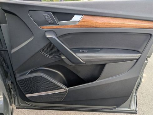 Used 2023 Audi Q5 2.0T Premium Plus image 37