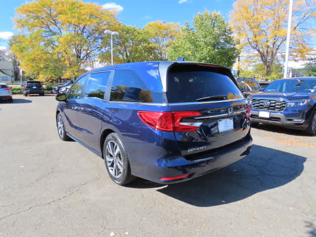 Used 2024 Honda Odyssey Touring image 4