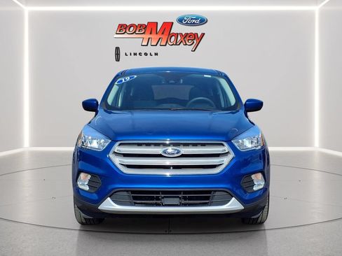 Used 2019 Ford Escape SE AWD/4WD image 2