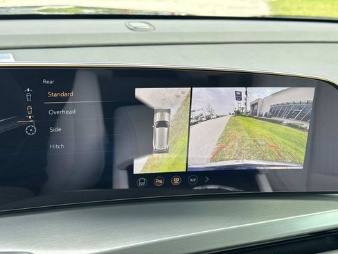 New 2026 Cadillac Vistiq Luxury AWD/4WD image 27