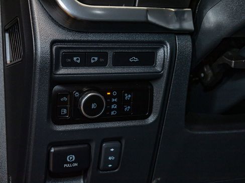 Used 2023 Ford F150 Lariat image 21