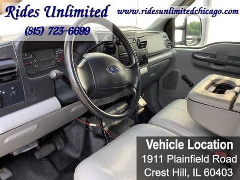 Used 2006 Ford F350 4x4 Regular Cab DRW Super Duty image 23