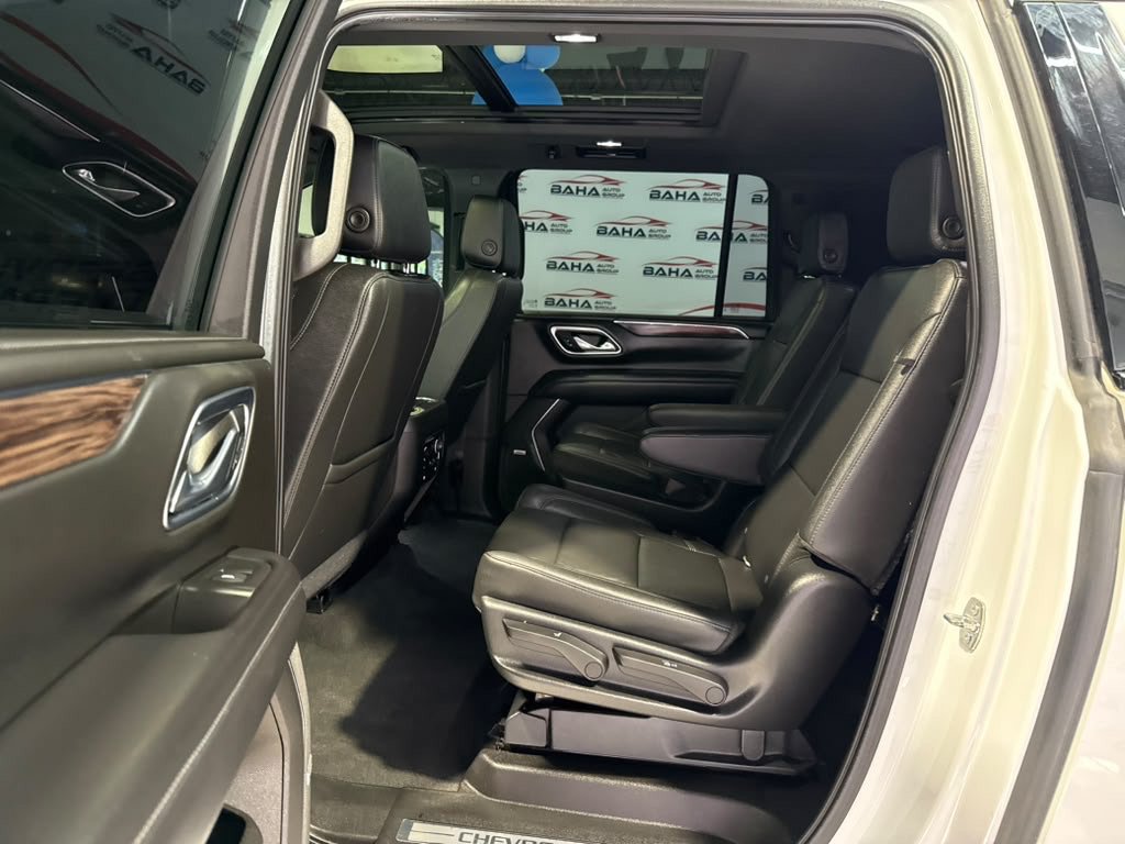 Used 2021 Chevrolet Suburban Z71 w/ Luxury Package AWD/4WD image 36
