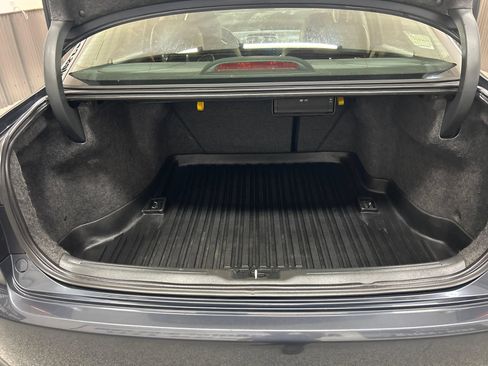 Used 2007 Acura TSX w/ Navigation FWD image 12