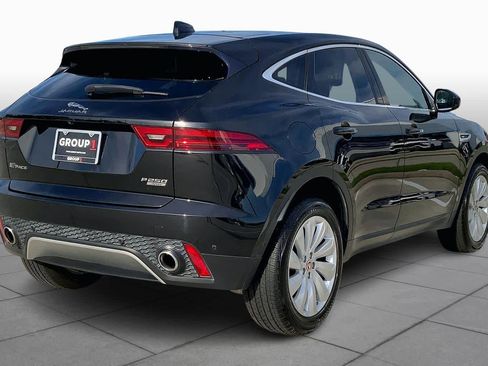 Used 2018 Jaguar E-PACE SE image 24