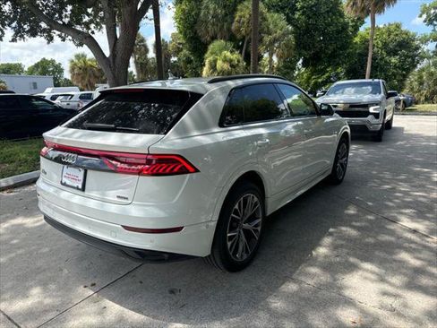 Used 2023 Audi Q8 Premium w/ Convenience Package AWD/4WD image 7