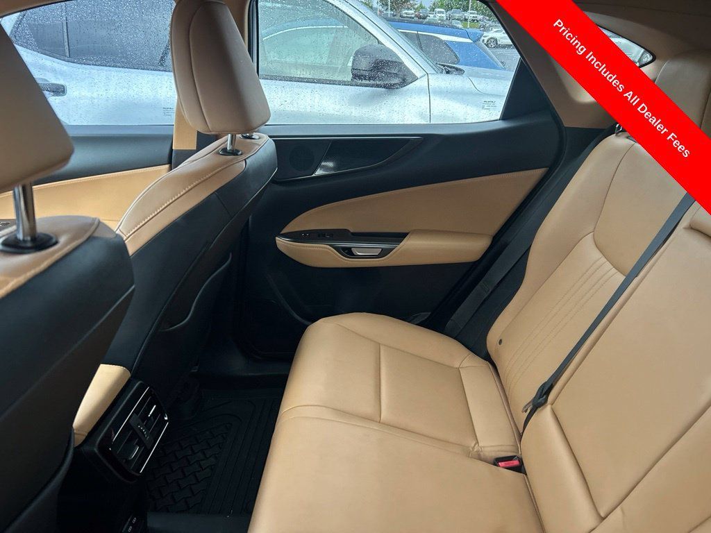 Used 2022 Lexus NX 250 FWD w/ Towing Package (2000 Lbs) image 7