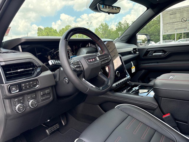 New 2026 GMC Yukon XL AT4 Ultimate AWD/4WD image 25