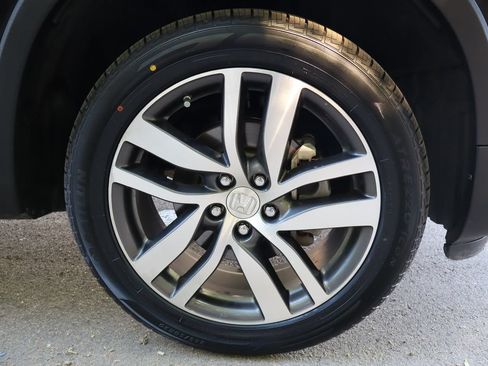 Used 2016 Honda Pilot Touring image 47