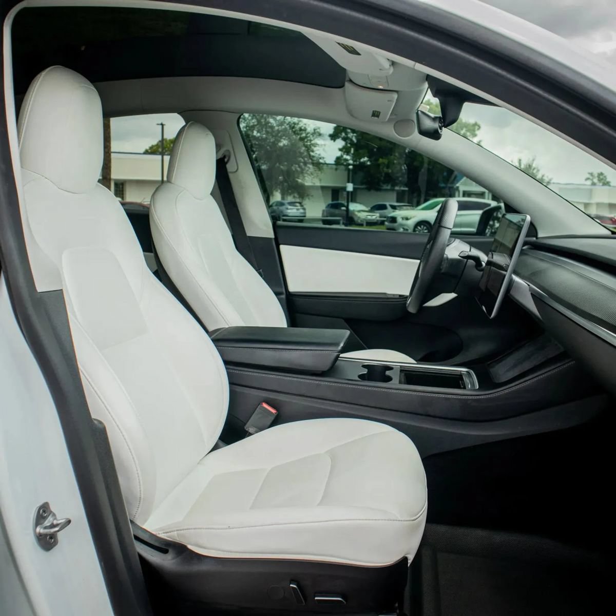 Used 2022 Tesla Model Y Performance AWD/4WD image 18