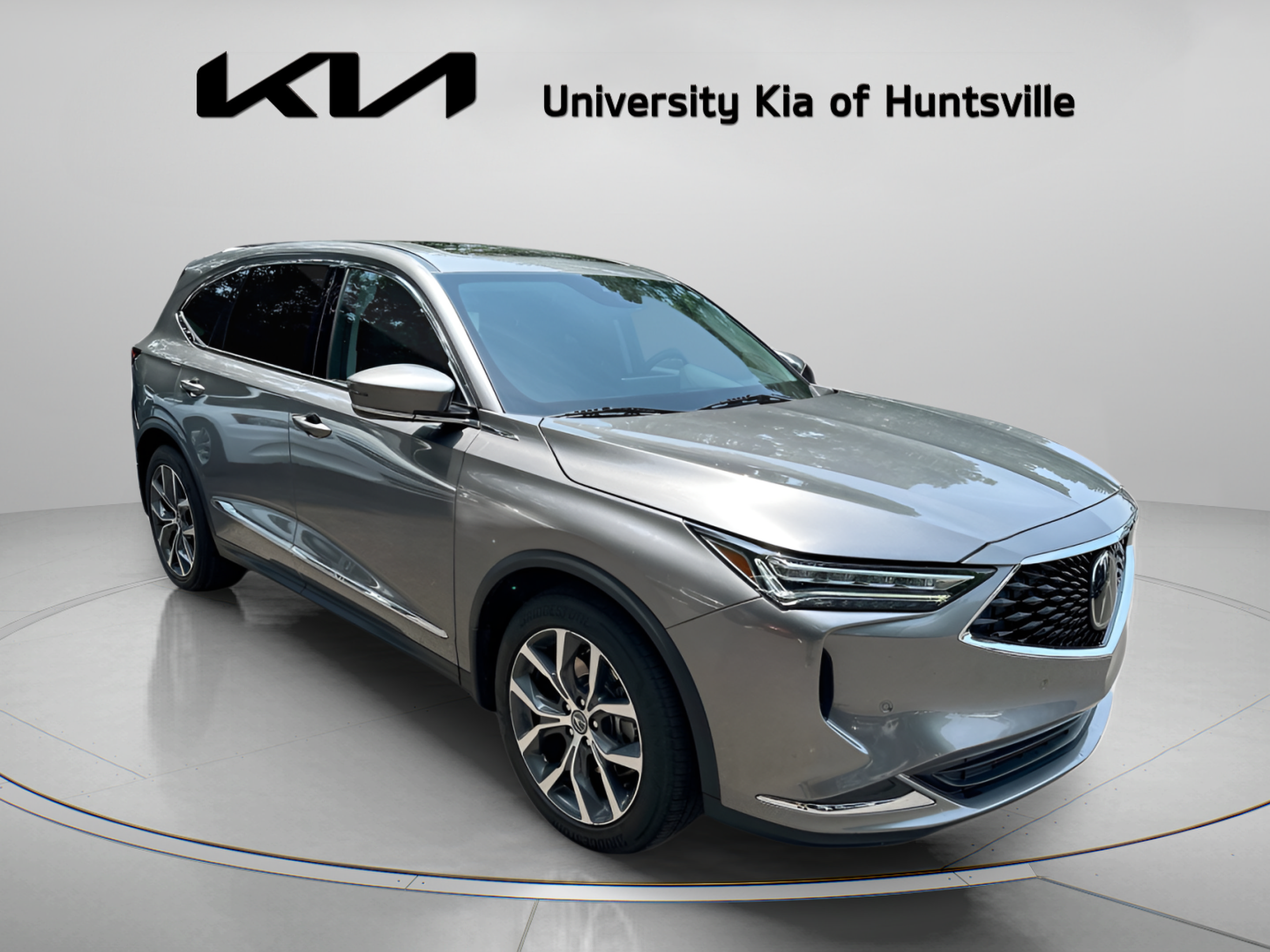 Used 2023 Acura MDX w/ Technology Package FWD image 1