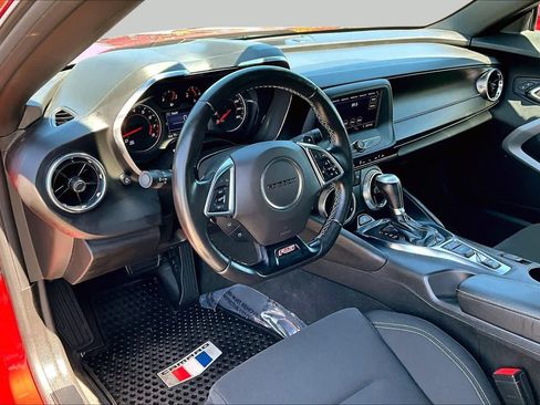 Used 2020 Chevrolet Camaro LT w/ RS Package RWD image 17