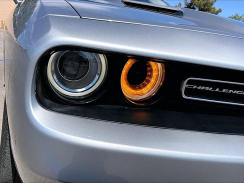 Used 2016 Dodge Challenger SXT RWD image 25