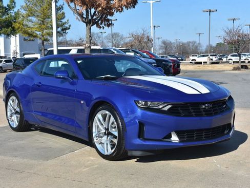 Used 2023 Chevrolet Camaro LT w/ RS Package image 3
