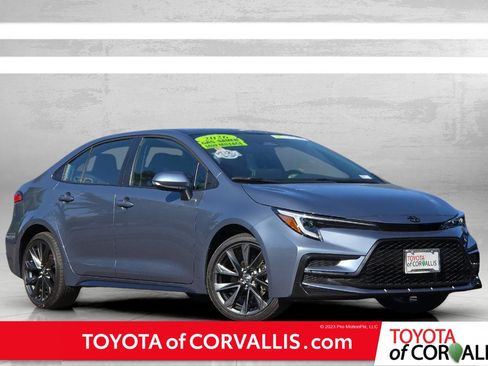 Used 2026 Toyota Corolla SE w/ SE Package FWD image 1