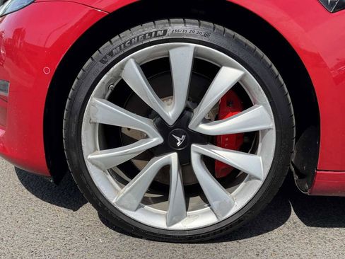 Used 2018 Tesla Model 3 image 7