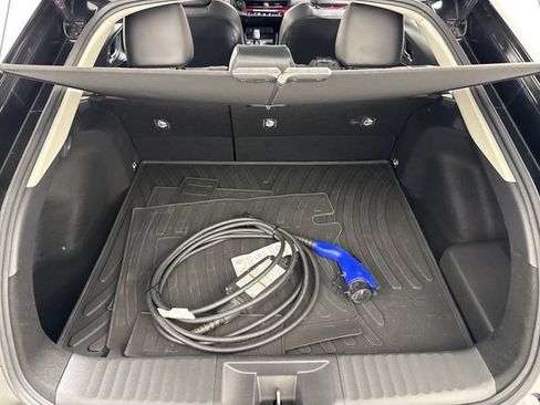 Used 2024 Toyota Prius Prime FWD image 20