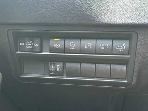 Used 2025 Toyota Tundra SR5 image 29