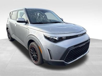 Used 2025 Kia Soul LX
