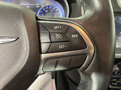 Used 2015 Chrysler 300 Limited w/ Driver Convenience Group AWD/4WD image 16