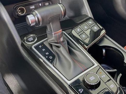 Used 2023 Kia Sportage SX image 18