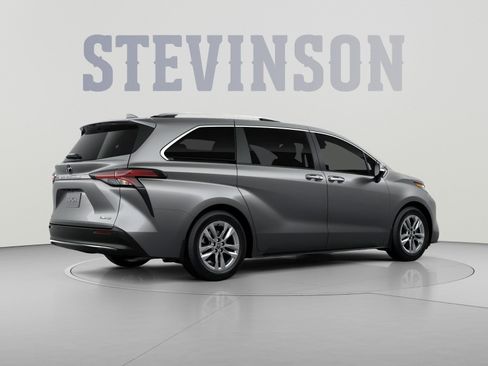 New 2026 Toyota Sienna Limited FWD image 10