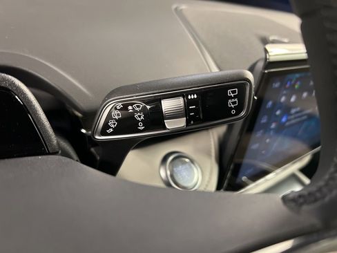 New 2026 Lincoln Nautilus Premier image 23