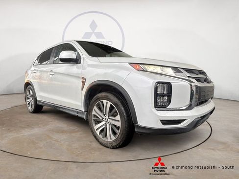 Used 2023 Mitsubishi Outlander Sport ES AWD/4WD image 1