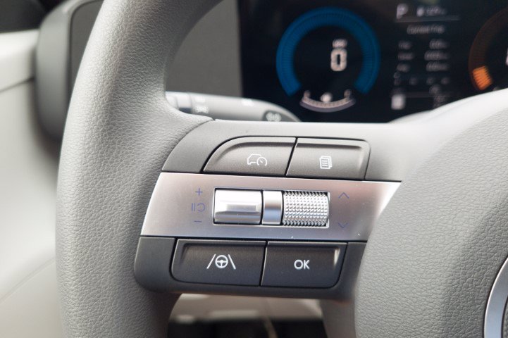 New 2027 Hyundai Kona SE FWD image 24