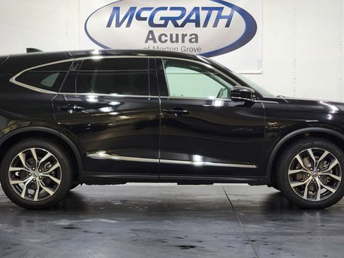 Used 2022 Acura MDX SH-AWD w/ Technology Package image 3