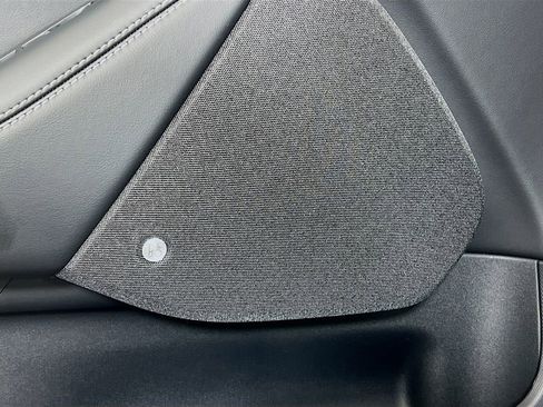 Used 2025 Ford Mustang Mach-E Premium image 24