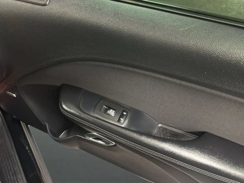 Used 2019 Dodge Challenger R/T RWD image 18