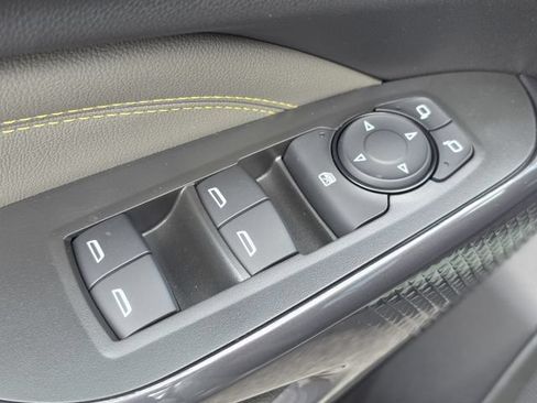 New 2026 Chevrolet Trax ACTIV w/ Driver Confidence Package FWD image 19