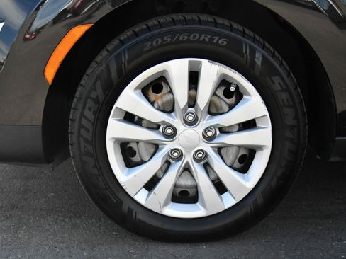 Used 2023 Kia Soul LX image 12