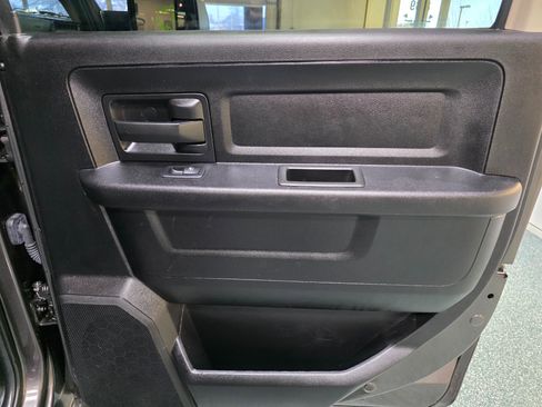 Used 2017 RAM 3500 Tradesman w/ Chrome Appearance Group image 23