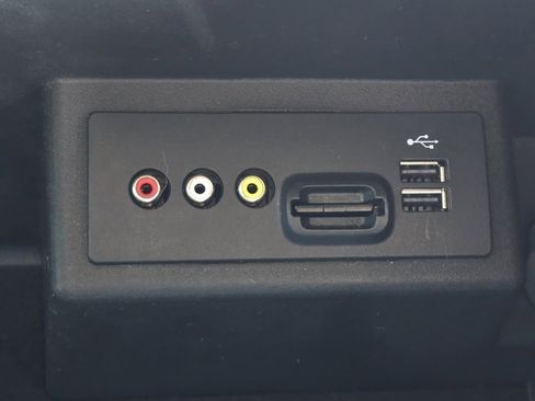 Used 2014 Ford F150 Limited image 7