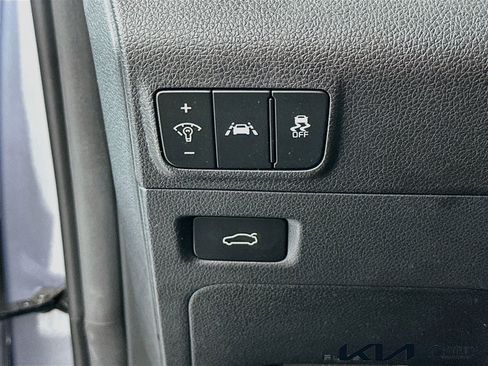 Certified 2024 Kia K5 LXS FWD image 10