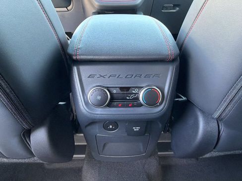 New 2026 Ford Explorer ST-Line w/ ST-Line Street Pack image 25